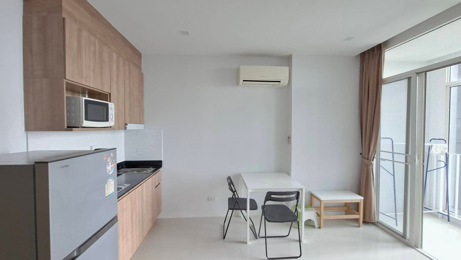 ปล่อยเช่าคอนโด IDEO Verve ราชปรารภ 1 Bed วิวสระว่ายน้ำ บรรยากาศเงียบสงบเป็นส่วนตัว เดิน 0 ก้าวถึงบันได ARL ราชปรารภ ปล่อยเช่าคอนโด IDEO Verve ราชปรารภ 1 Bed วิวสระว่ายน้ำ บรรยากาศเงียบสงบเป็นส่วนตัว เดิน 0 ก้าวถึงบันได ARL ราชปรารภ