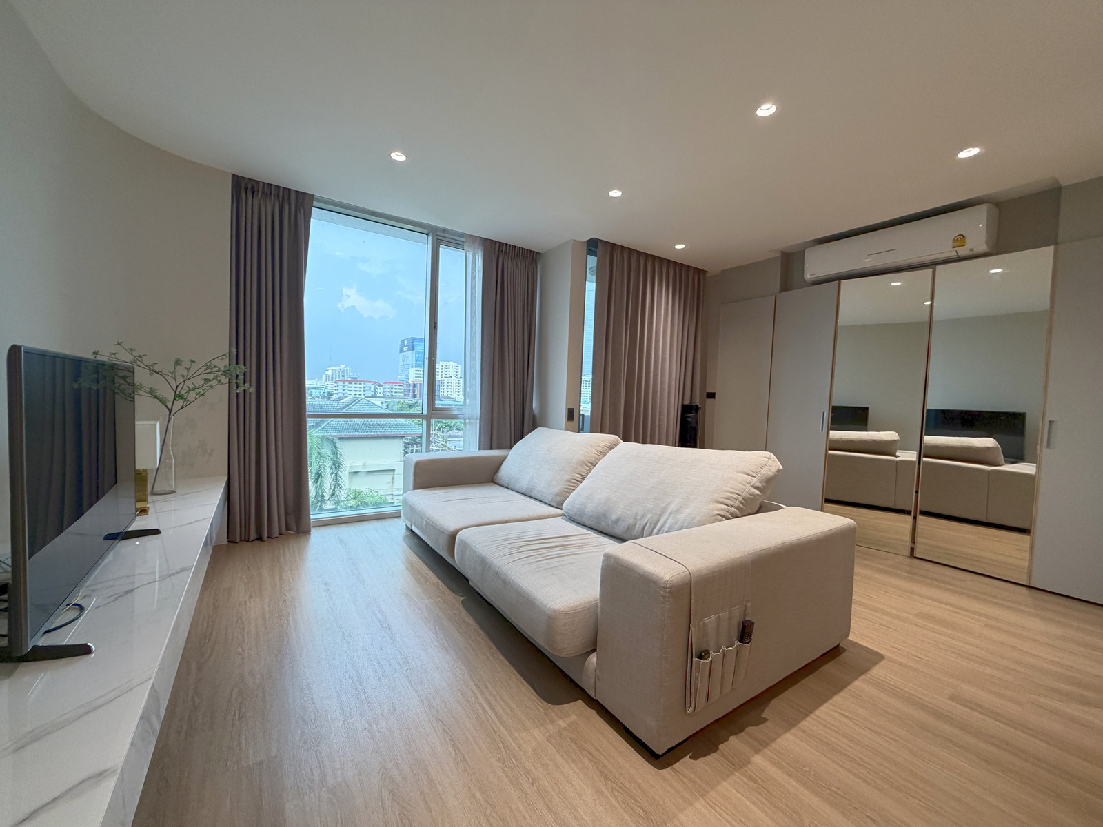 🔥 For Rent: Villa Rachakhru | 56.6 sq.m. 1-Bedroom with Warm Wood Interiors 🔥 🔥 For Rent: Villa Rachakhru | 56.6 sq.m. 1-Bedroom with Warm Wood Interiors 🔥