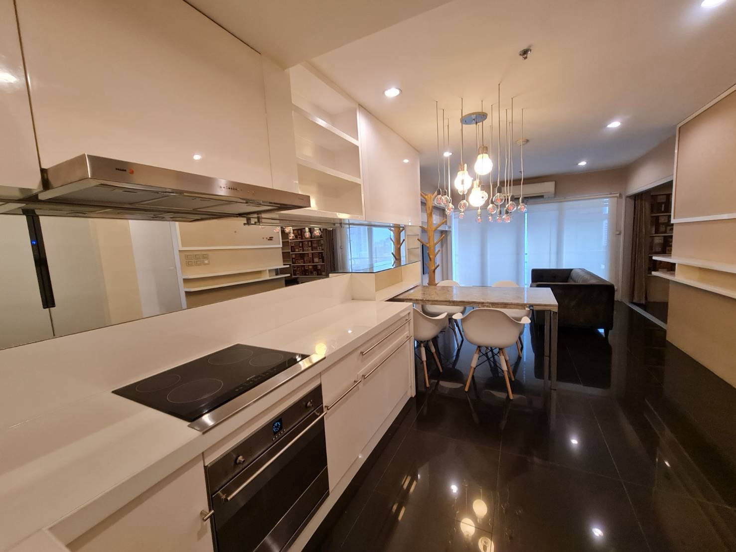 ——For rent Grand Park View Asoke——2 bedrooms, 1 bathroom