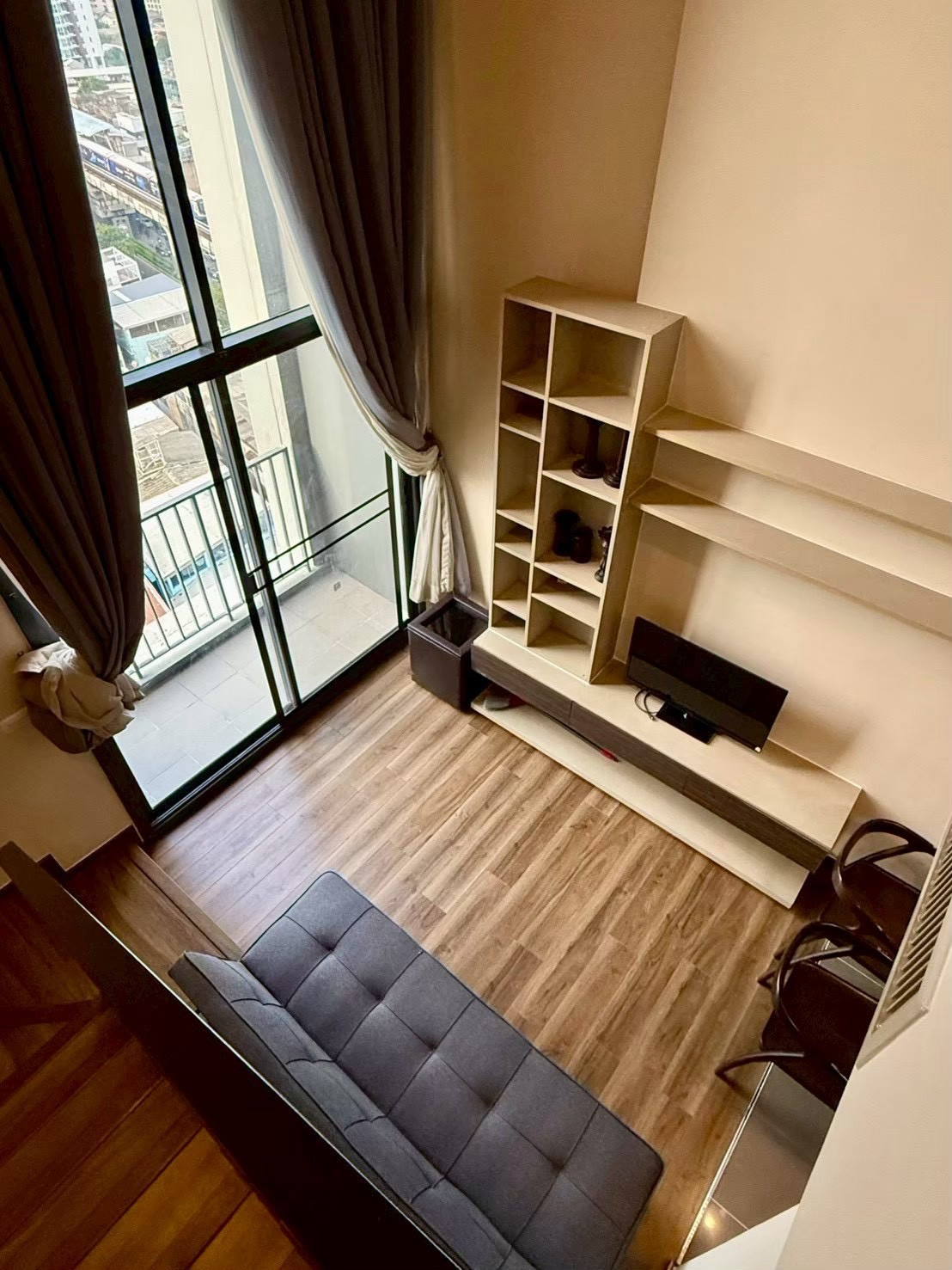 For rent Onyx Phahonyothin Onyx Phahonyothin (Duplex room 2 floors) For rent Onyx Phahonyothin Onyx Phahonyothin (Duplex room 2 floors)