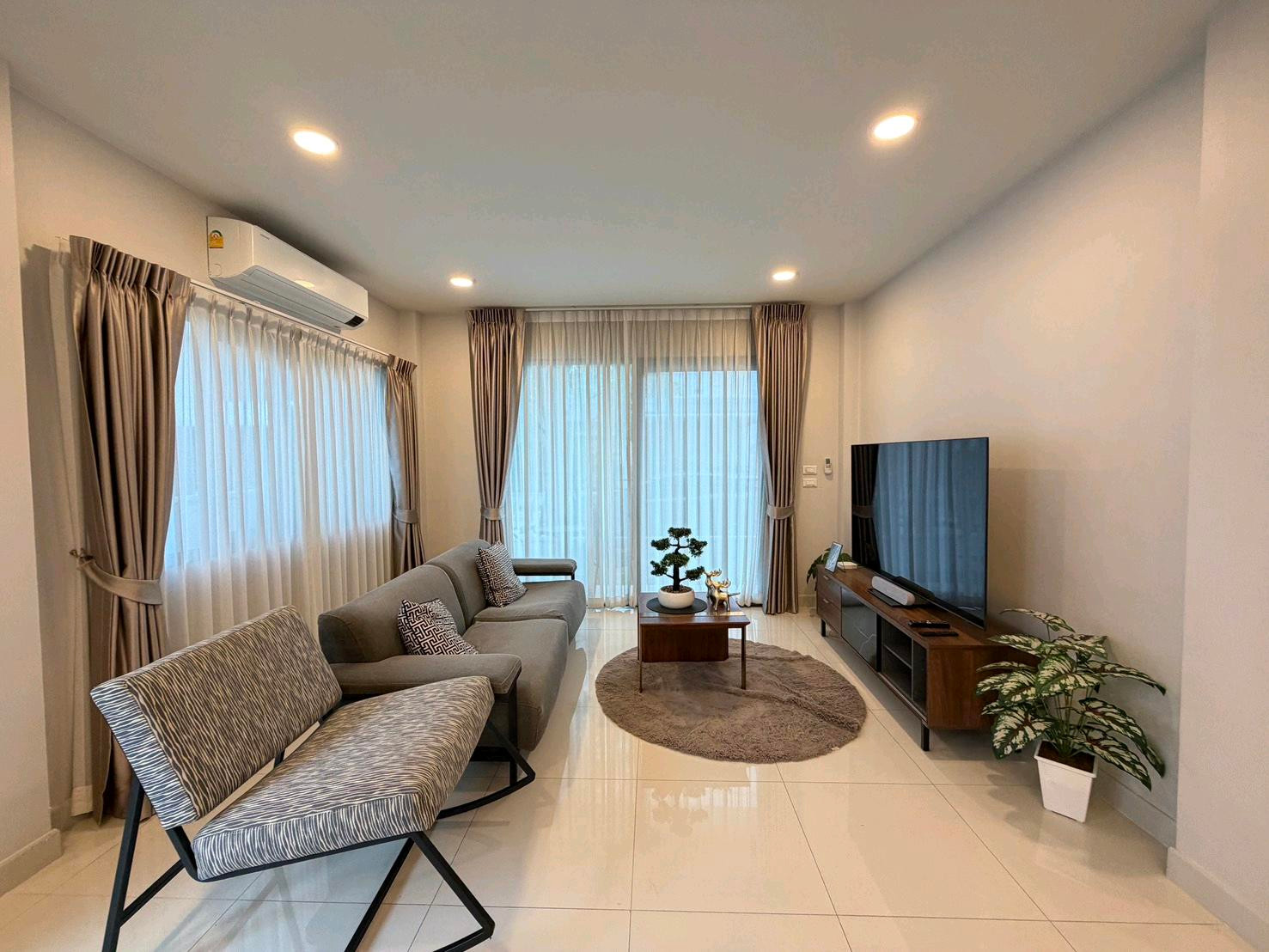 🔥🔥 House for Rent Centro Bangna Phrase🔥🔥 Nearby Mega bangna 🔥🔥 House for Rent Centro Bangna Phrase🔥🔥 Nearby Mega bangna