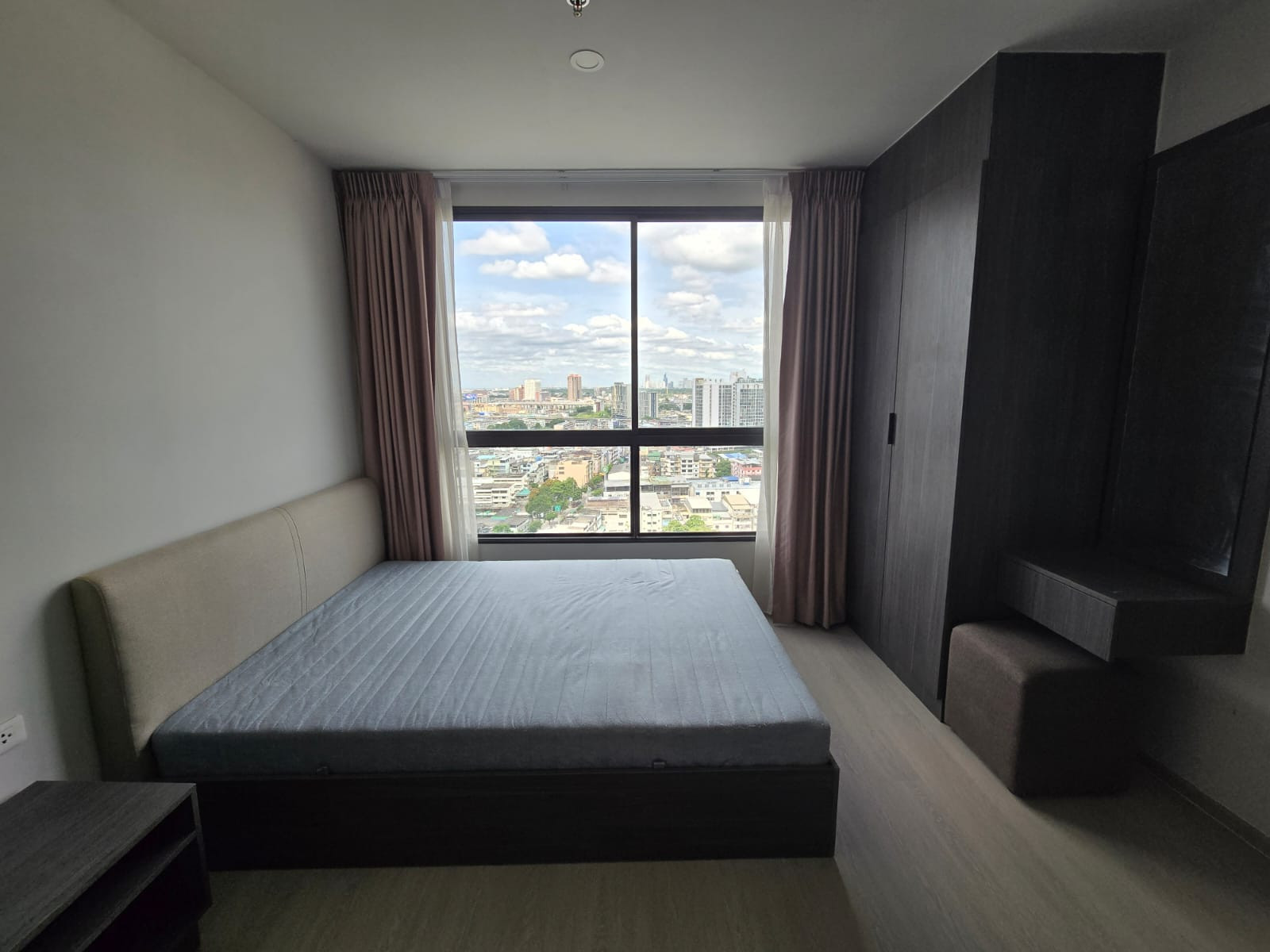 The keys are in our hands and we take care the unit — Available for immediate move-in.