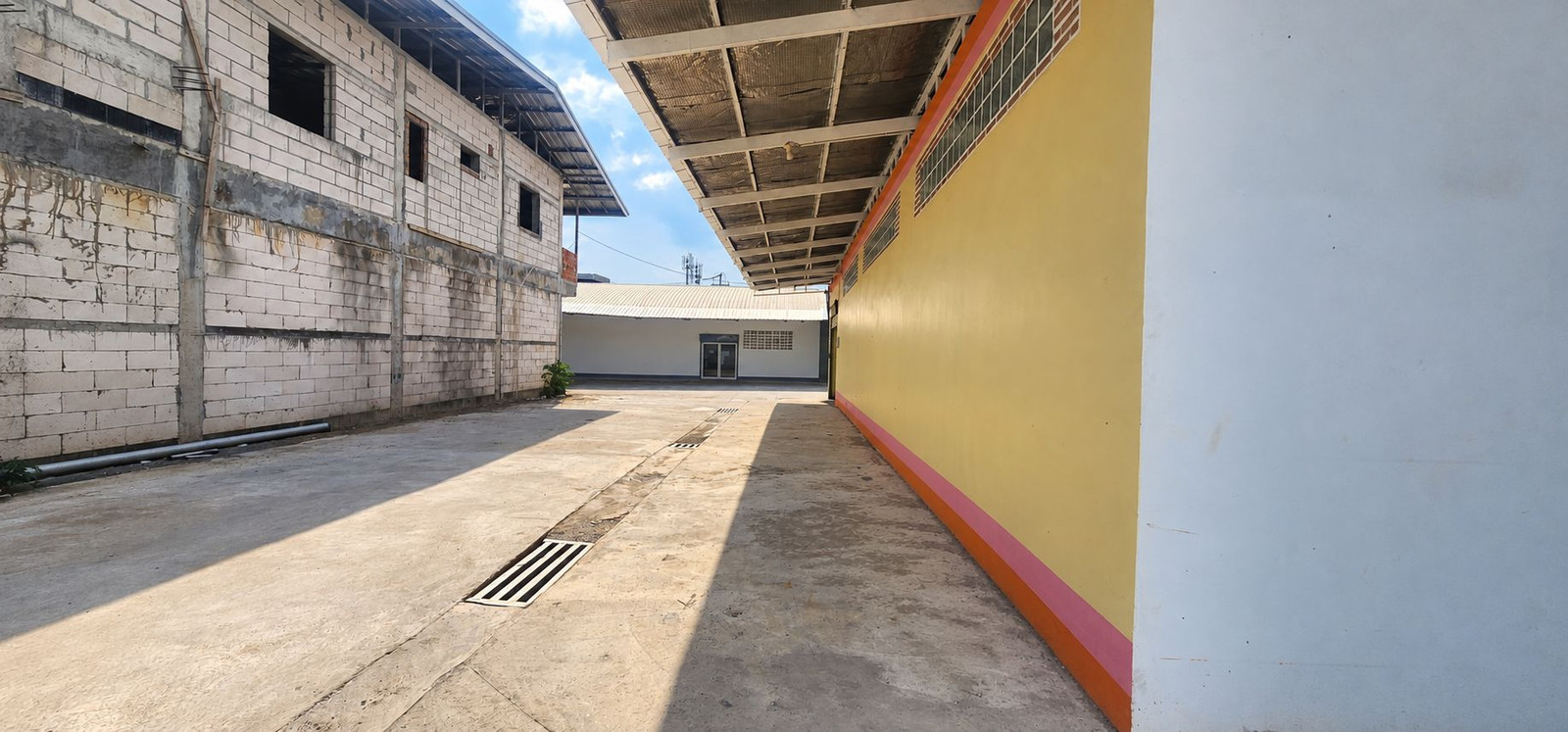 🏭 ให้เช่าโกดังพร้อมสำนักงาน 400 ตร.ม. นิคมอุตสาหกรรมภาคเหนือ จ.ลำพูน – รูปที่ 3