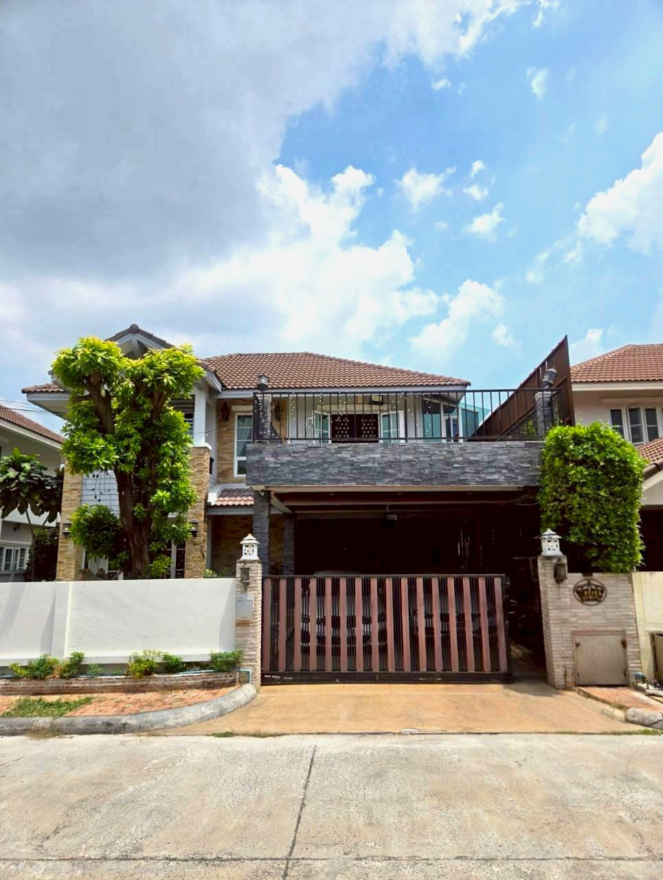 ขายบ้านเดี่ยว ภัทรา วงแหวน–อ่อนนุช บ้านเลขที่มงคล 33/33 3 นอน 3 น้ำ ราคาดี – รูปที่ 2