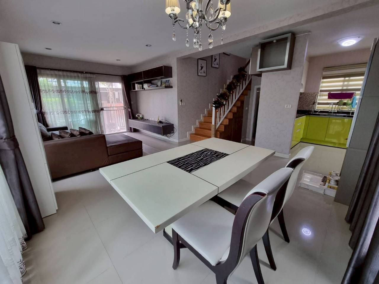 ⚡ Rare Item! Passorn Prestige Pattanakarn 38 3 Bed 2 Bath 140 sqm 40,000 ติดต่อ 0968623850 ⚡ – รูปที่ 2