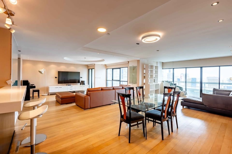 🔥Rent &amp; Sale at  Sathorn Garden Condominium  🔥3BR 13R.🔥 85,000🔥26,000,000M 🔥230sqm 🔥Floor37