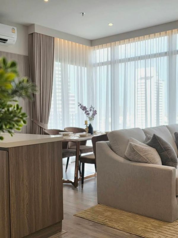 ✨ FOR RENT | LUXURY RARE UNIT ✨ 🏙️ ห้องมุม ชั้น 16 | วิวโปร่ง | เป็นส่วนตัวสูง