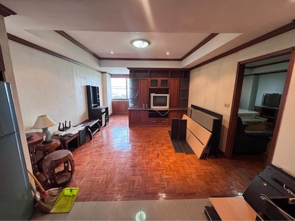 ขาย/SALE : Royal Nine Residence (รอยัล ไนน์ เรสซิเดนซ์) - 1 ห้องนอน LC319