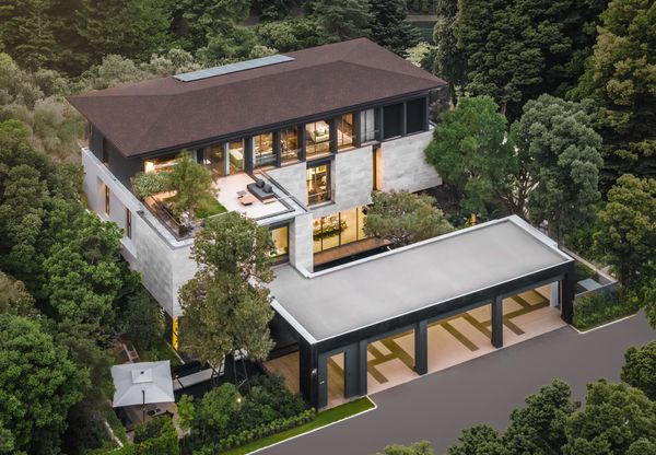 Ultra-Luxury House for Sale in Krungthep Kreetha with Private Pool and lift in a Flood-Free Project, One of Bangkok’s Most Sought-After Residential Areas Near Leading International Schools
