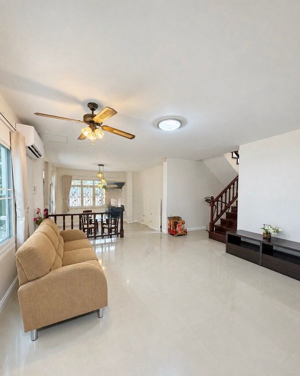 ✨🏡 กฤษดานคร ปิ่นเกล้า - พุทธมณฑลสาย 2 ✨🏡 บ้านเดี่ยว 2 ชั้น รีโนเวทใหม่ พร้อมเฟอร์นิเจอร์บางส่วน