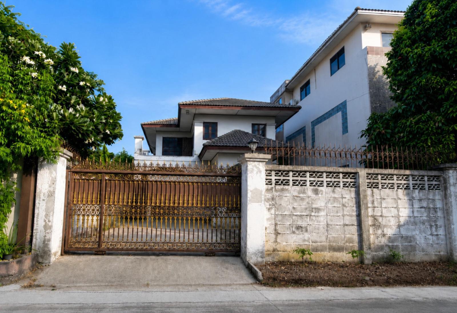 For Sale House , Charoen Suk San Thon Buri 35 , Bang Wa , Phasi Charoen , Bangkok , CX-178691