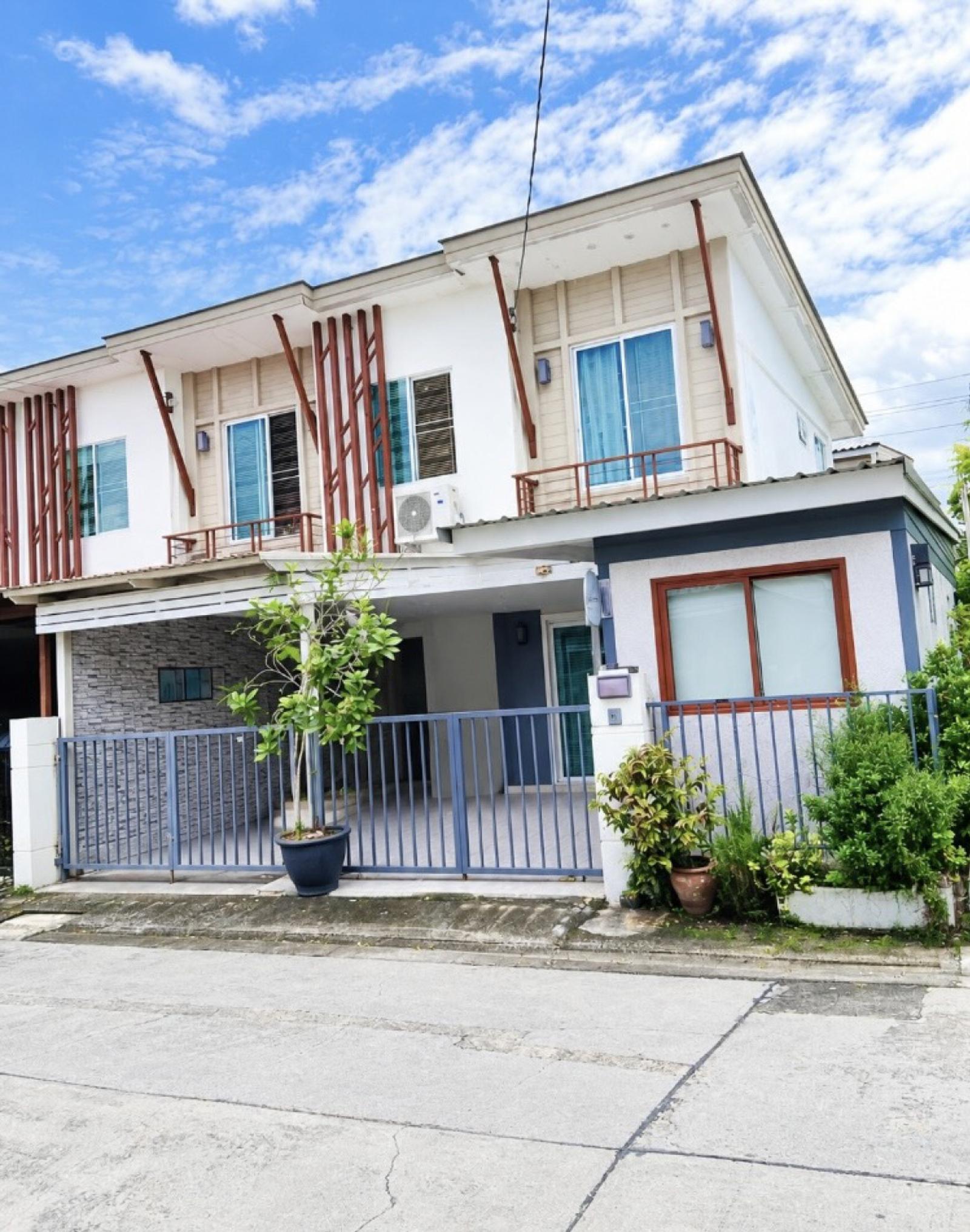 For Sale Townhouse/Townhome , BAAN PRUKSA RATCHAPRUEK – THANAMNON , corner unit , Bang Si Mueang , Mueang Nonthaburi , Nonthaburi , CX-178303 For Sale Townhouse/Townhome , BAAN PRUKSA RATCHAPRUEK – THANAMNON , corner unit , Bang Si Mueang , Mueang Nonthaburi , Nonthaburi , CX-178303