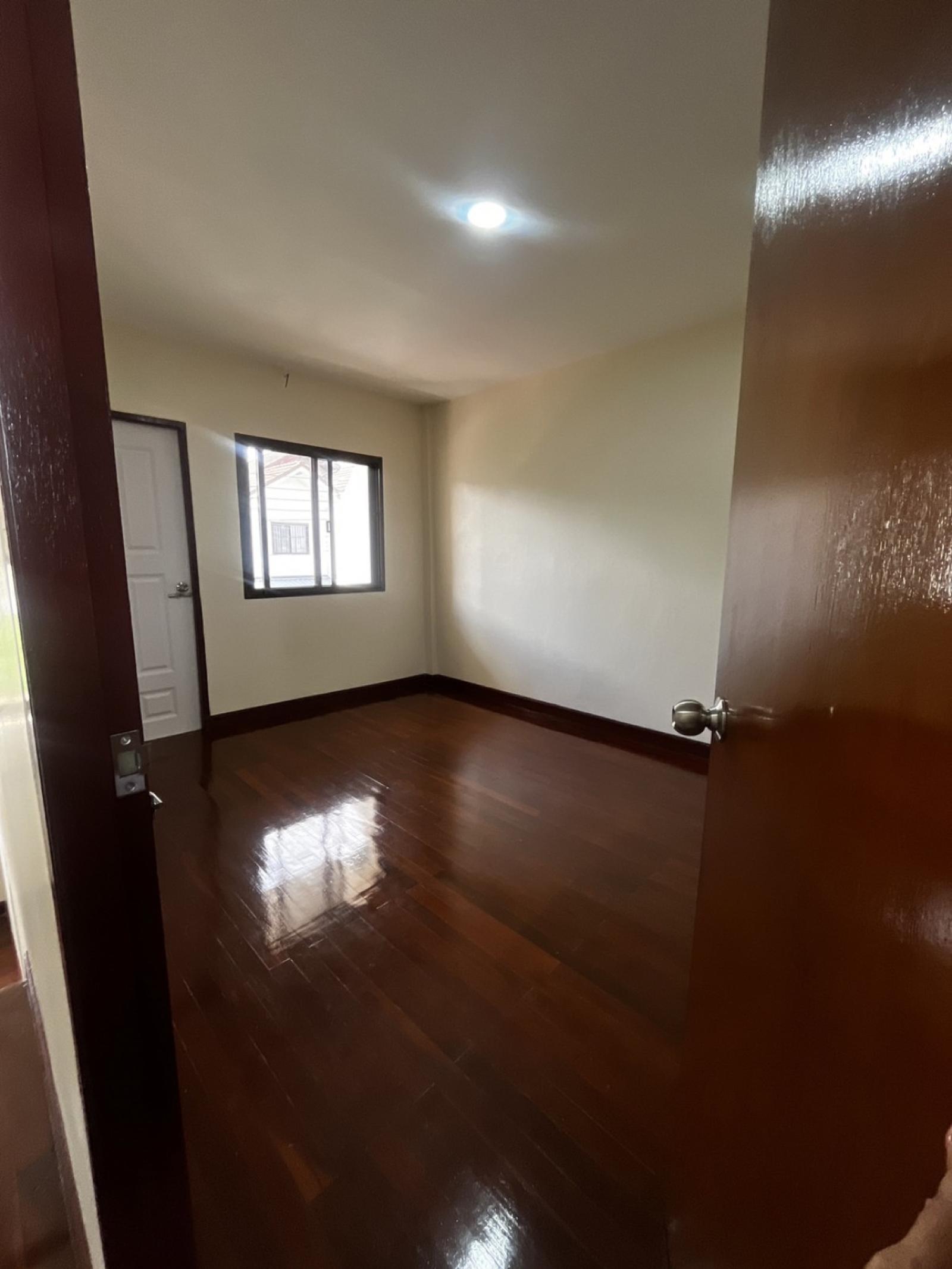 For Sale Townhouse/Townhome , Sutthisak , newly renovated , Lat Yao , Chatuchak , Bangkok , CX-178297 For Sale Townhouse/Townhome , Sutthisak , newly renovated , Lat Yao , Chatuchak , Bangkok , CX-178297