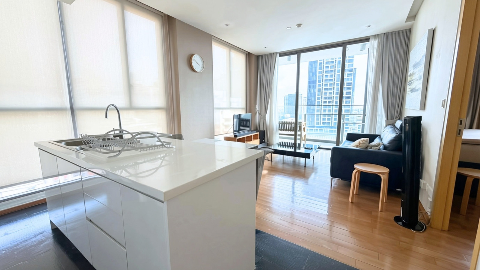 🏢 Aequa Sukhumvit 49  Com70％