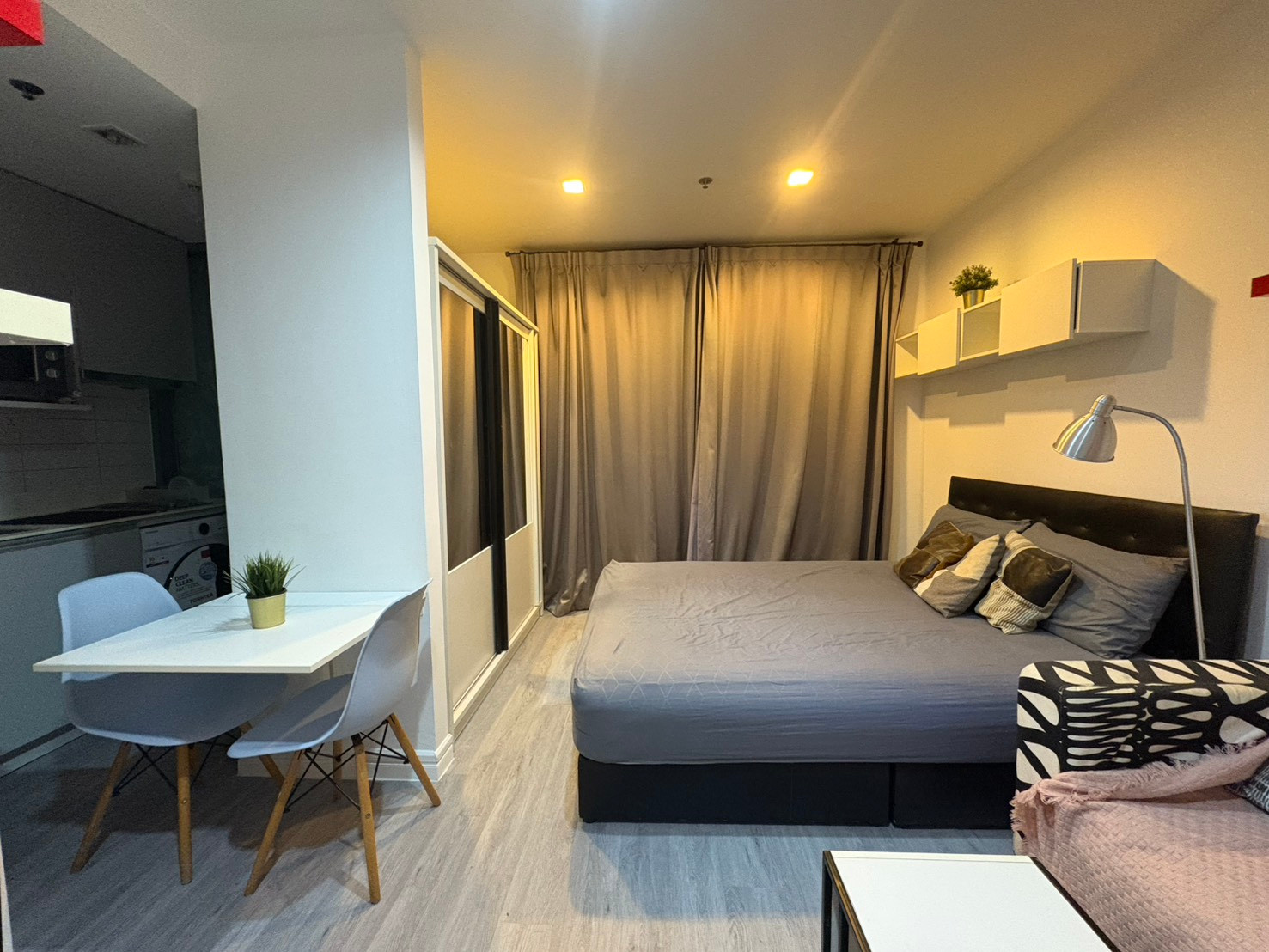 💥 [ 𝐏-𝟏𝟎𝟓𝟑𝟗 ] FOR RENT : Ideo Mobi Sukhumvit 81 ห้องรับแสงยามเช้า! ใกล้ BTS อ่อนนุช 𝟏𝟐,𝟎𝟎𝟎 บาท/ด. | Line @easycondoplus | 099-229-6397