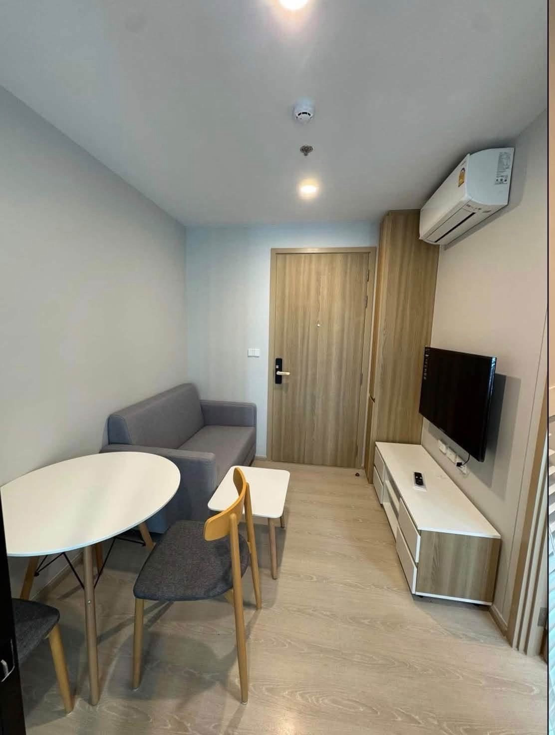 ให้เช่า! ห้องมุม แต่งสวย วิวสระ🩵 𝗡𝗨𝗘 𝗖𝗢𝗡𝗡𝗘𝗫 𝗖𝗢𝗡𝗗𝗢 𝗗𝗢𝗡𝗠𝗨𝗔E𝗡𝗚 ✈ คอนโดใหม่ใกล้สนามบินดอนเมือง