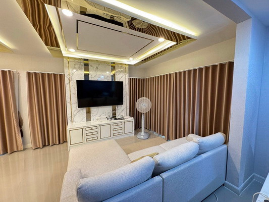 [ให้เช่า] หมู่บ้าน เดอะ แพลนท์ รังสิต อเวนิว / 3 ห้องนอน 3 ห้องน้ำ / 62 ตรว. 165 ตรม. **40,000** บ้านเดี่ยวหลังมุมตกแต่งสวยหรู เฟอร์นิเจอร์และเครื่องใช้ไฟฟ้าครบชุด เดินทางสะดวก พร้อมเข้าอยู่ ใกล้ห้างฟิวเจอร์พาร์ครังสิต – รูปที่ 2