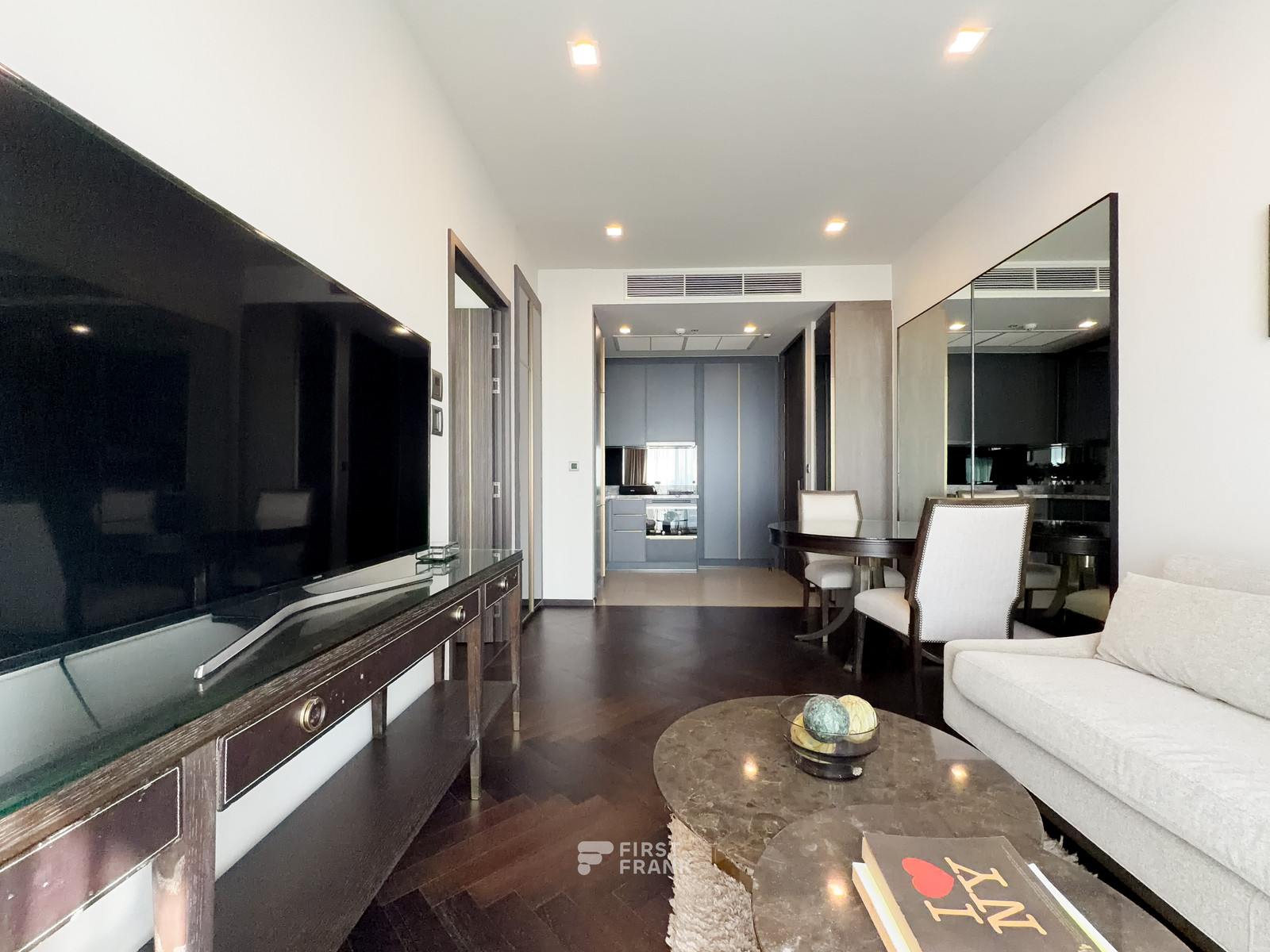 The Monument Samapao 1 bedroom Chanin Furniture The Monument Samapao 1 bedroom Chanin Furniture