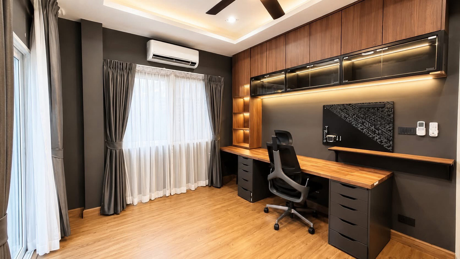 🏡✨ ให้เช่า บ้านเดี่ยวสไตล์ MUJI Centro Phahon–Vibhavadi 2 4 ห้องนอน 4 ห้องน้ำบ้านหลังมุม ติดสวนสาธารณะ | พื้นที่ใหญ่พิเศษ 67 ตร.ว. 💰 ค่าเช่า 57,000 บาท/เดือน – รูปที่ 4