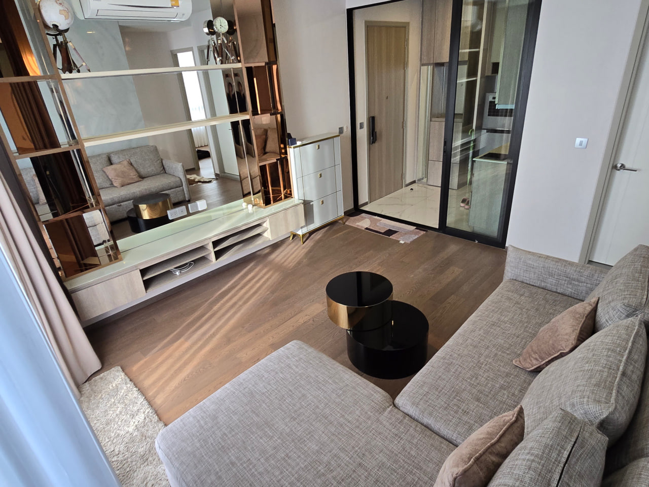 Park Origin Phayathai【𝐒𝐄𝐋𝐋】🔥Minimalist designed room, simple yet luxurious, perfect for everyday living. 🔥 Contact Line ID: @hacondo Park Origin Phayathai【𝐒𝐄𝐋𝐋】🔥Minimalist designed room, simple yet luxurious, perfect for everyday living. 🔥 Contact Line ID: @hacondo