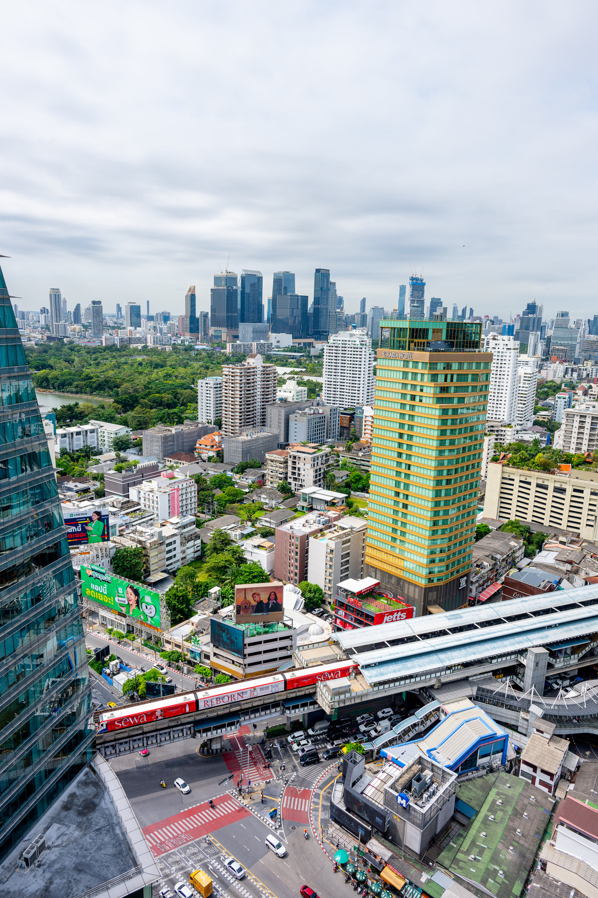 "Las Colinas Asoke" คอนโด ใกล้ BTSอโศก และ MRTสุขุมวิท "Las Colinas Asoke" คอนโด ใกล้ BTSอโศก และ MRTสุขุมวิท