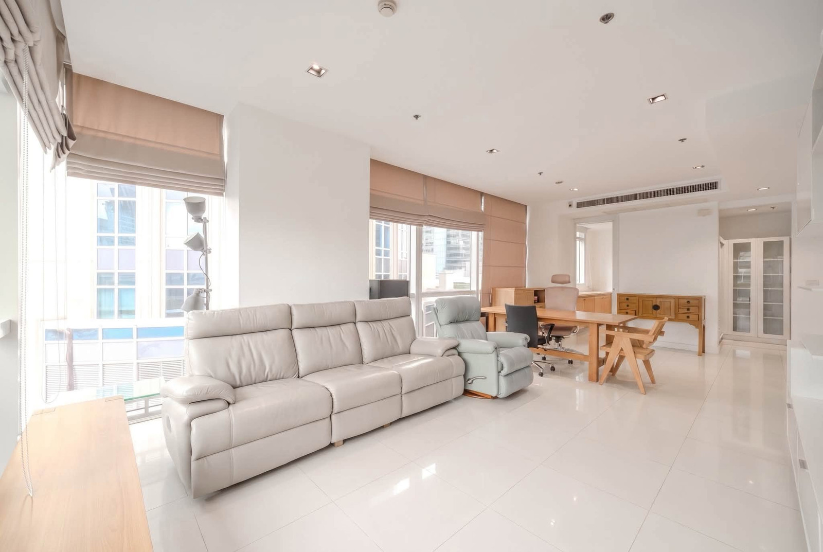 ให้เช่า Athenee Residence 2 Bedrooms 2 Bathrooms ขนาด 131.77 ตร.ม. ชั้น 8 – รูปที่ 4