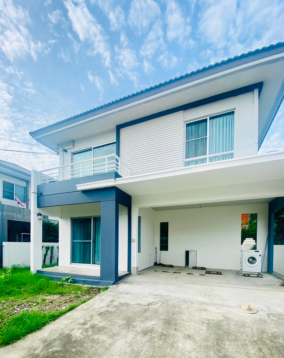 For Sale or Rent 3-Bedroom Detached House Siwalee Bangna Near Mega Bangna and Market Village Suvarnabhumi Newly renovated and fully furnished, ready to move in. For Sale or Rent 3-Bedroom Detached House Siwalee Bangna Near Mega Bangna and Market Village Suvarnabhumi Newly renovated and fully furnished, ready to move in.