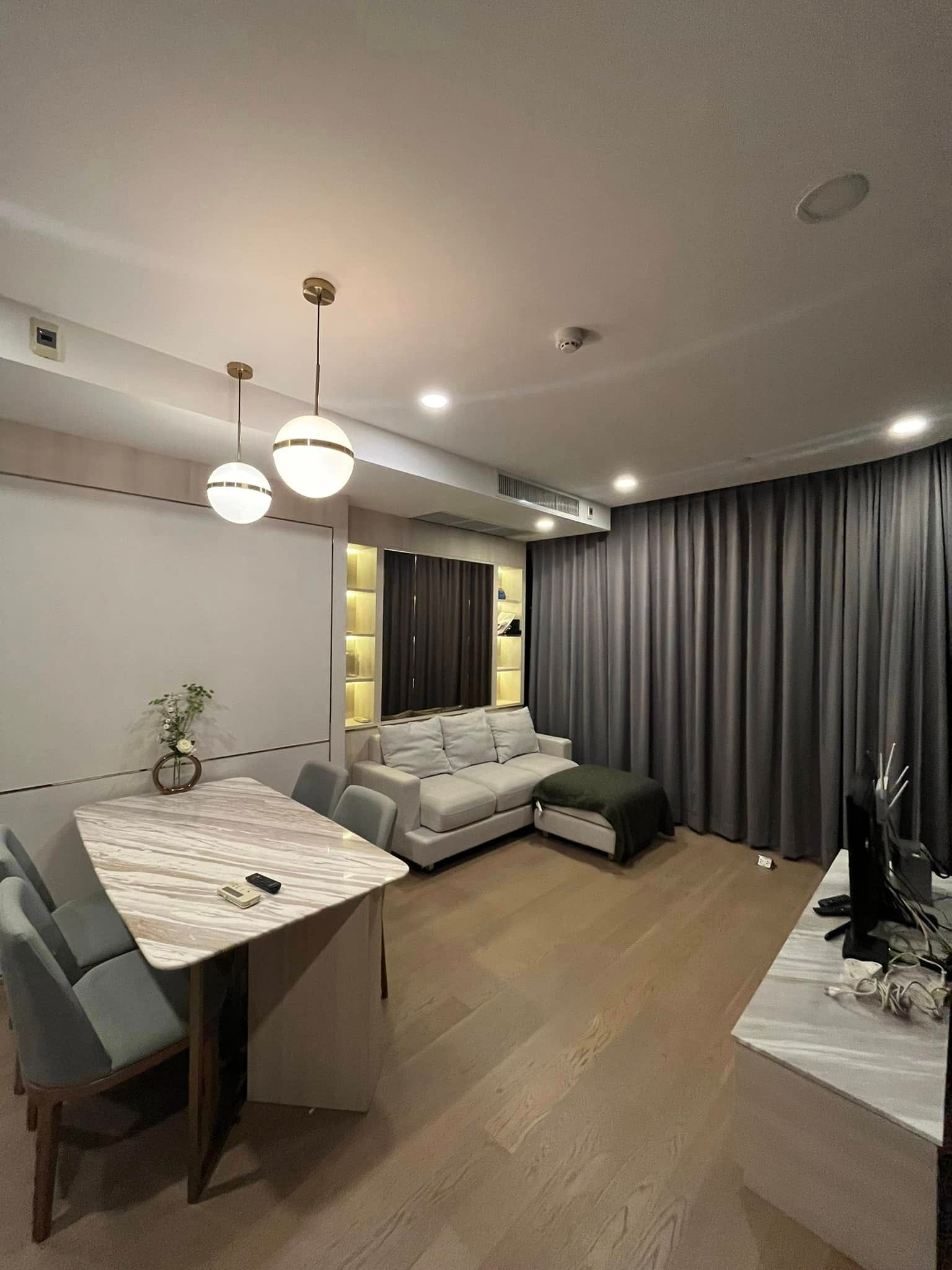 Ashton Chula Silom【𝐒𝐄𝐋𝐋】🔥Stylish, luxurious, and professional in every aspect. Rooms equipped with functions for professional city living. 🔥 Contact Line ID: @hacondo