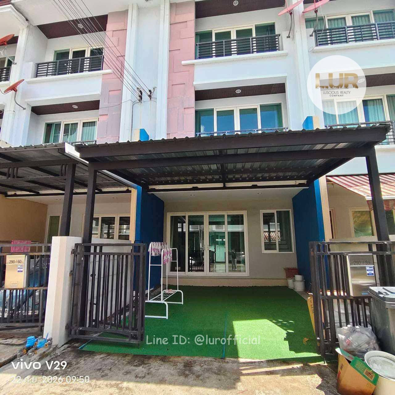 3-story townhome for rent, Soi Pradit Manutham 3, can be used as a home office, can register a company | Baan Klang Muang Essence Rama 9-Lat Phrao