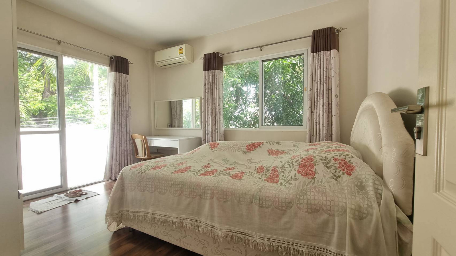 ขายบ้านเดี่ยว 2 ชั้น 4 ห้องนอน 3 ห้องน้ำ โครงการสีวลี โคกกรวด | Land & Houses ติดถนนมิตรภาพ จ.นครราชสีมา ราคา 7.5 ลบ. พร้อมเฟอร์นิเจอร์ครบ – รูปที่ 3