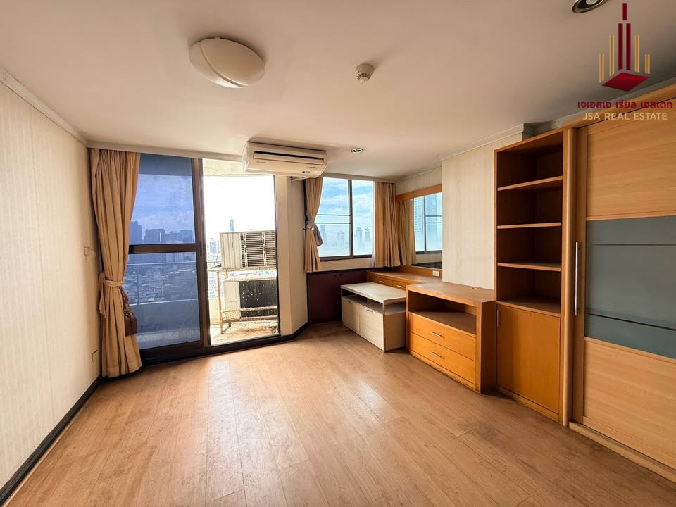 ✨ For Sale: Supalai Place Sukhumvit 39 Condo ✨ 💰 Only 6,990,000 THB ✨ For Sale: Supalai Place Sukhumvit 39 Condo ✨ 💰 Only 6,990,000 THB