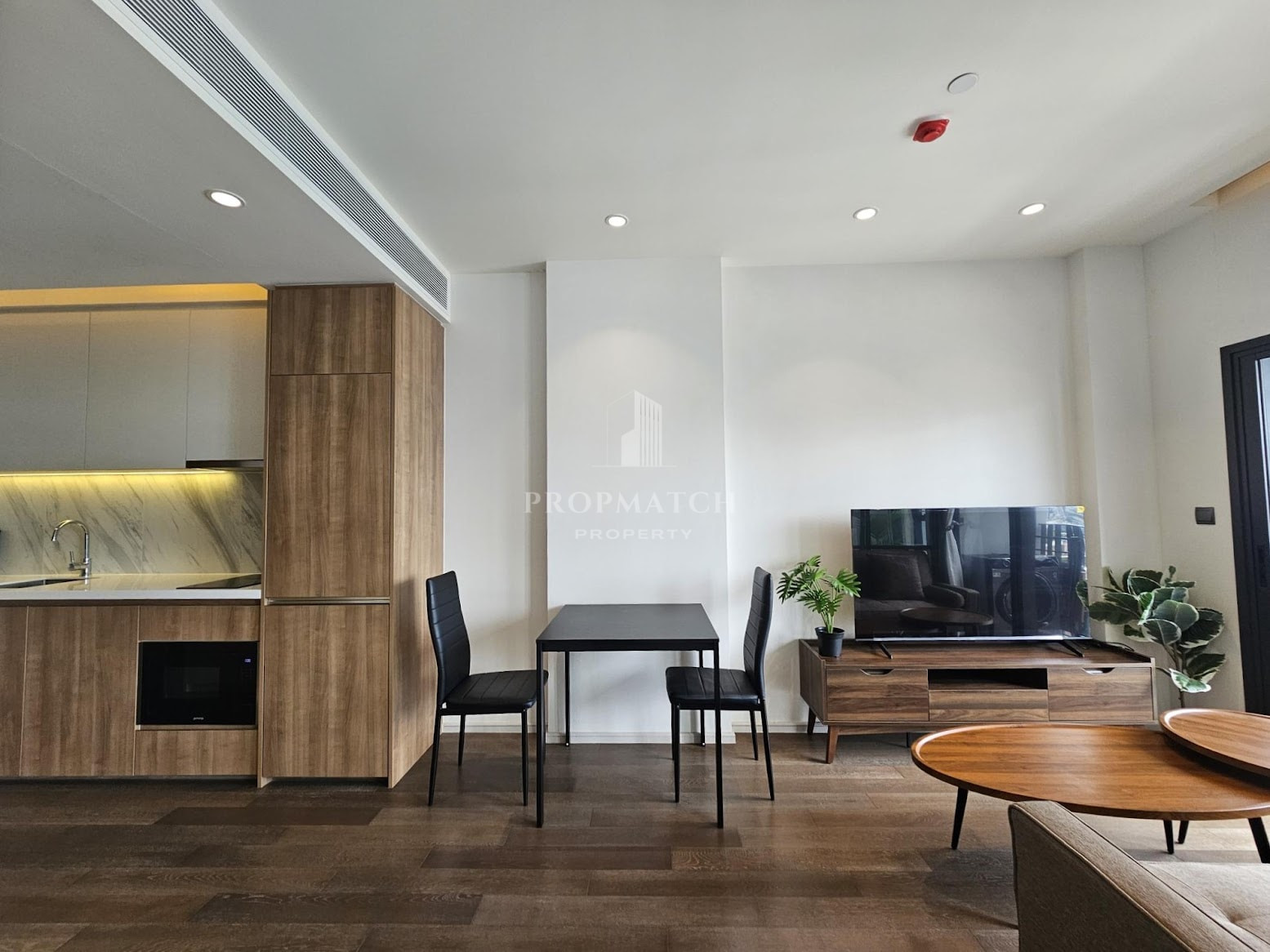 ✨Flash Deal ✨ MUNIQ Sukhumvit 23 ( 1Bed 1Bath 43SQM.) พร้อมอยู่ ! เพียง 40,000 บาทต่อเดือน Tel.0981315848@propmatch ✨Flash Deal ✨ MUNIQ Sukhumvit 23 ( 1Bed 1Bath 43SQM.) พร้อมอยู่ ! เพียง 40,000 บาทต่อเดือน Tel.0981315848@propmatch
