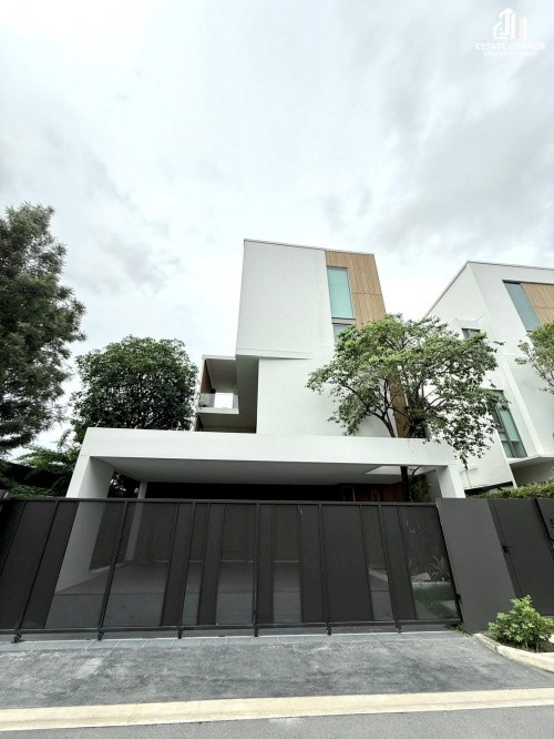 For rent, 3-story detached house, prime location, VIVE Rama 9 - Krungthep Kreetha, wide area 324 sq m. For rent, 3-story detached house, prime location, VIVE Rama 9 - Krungthep Kreetha, wide area 324 sq m.