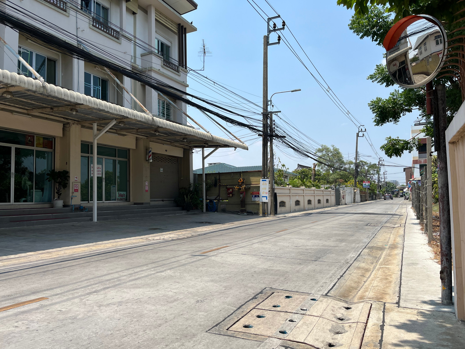 ให้เช่าหอพักหญิงบ้านชุดานาถ ซ.นนทบุรี 42 (เยื้อง ปปช. และกองสลาก สนามบินน้ำ) – รูปที่ 2