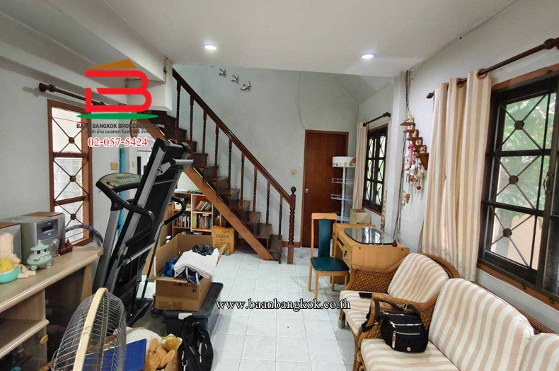 บ้านเดี่ยว หมู่บ้าน ประภาวรรณโฮม 1 (ซอยสุวินทวงศ์ 28) เนื้อที่ 50 ตรว. ถนนสุวินทวงศ์ แขวงแสนแสบ เขตมีนบุรี – รูปที่ 4