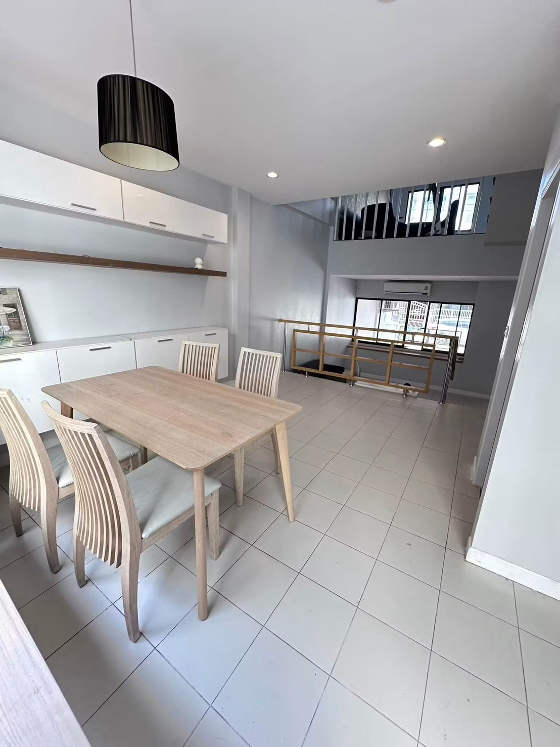 🏡✨ ให้เช่าทาวน์โฮม 3 ชั้น บ้านกลางเมือง รัชดา–เหม่งจ๋าย 1 3 ห้องนอน 4 ห้องน้ำ รีโนเวทใหม่ สภาพดี สะอาด พร้อมเข้าอยู่ #รับสัตว์เลี้ยง1ตัว #จดบริษัทได้ 💰 ค่าเช่า 36,000 บาท/เดือน – รูปที่ 3