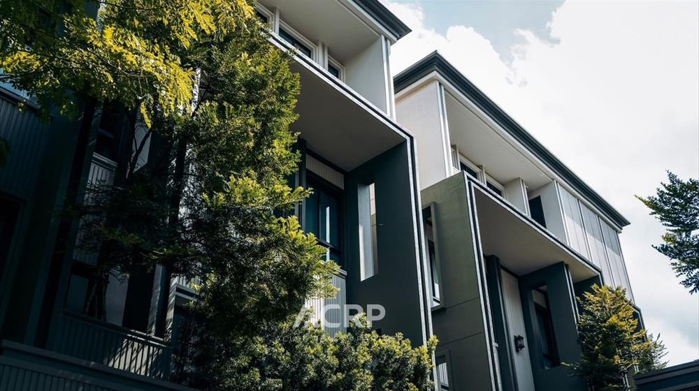 Super Luxury Private Residence in Ekkamai | For Sale &amp; Rent