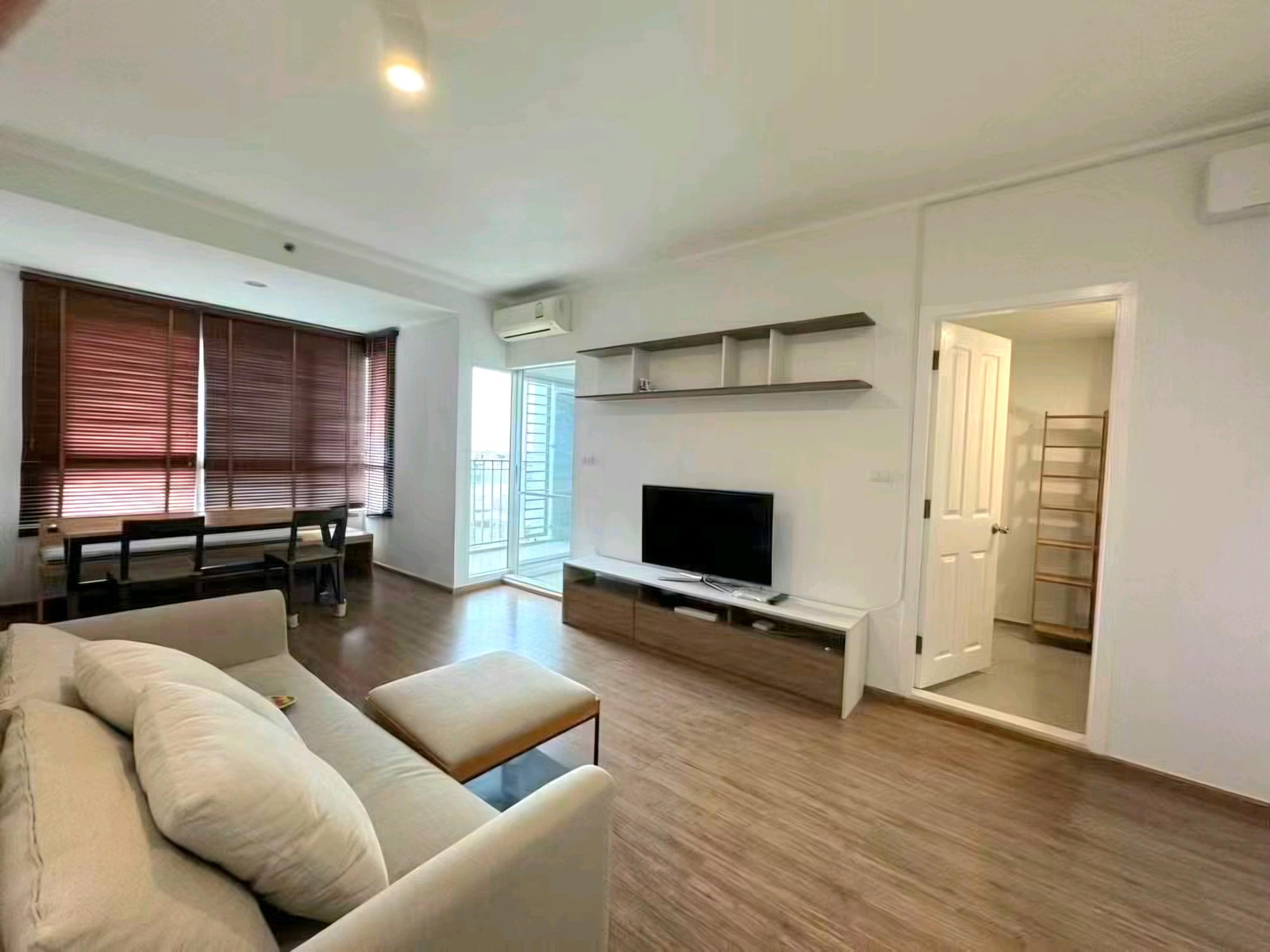 🏠 Condo for rent U Delight Talat Phlu 🚄 next to BTS Talat Phlu — prime location, extremely convenient travel ✨ Room information - Building: Building A - Style: 2 bedrooms / 1 bathroom - Area: 51 sq m. - Floor: 8 - Security: Digital Door Lock 🔐 ✨ F 🏠 Condo for rent U Delight Talat Phlu 🚄 next to BTS Talat Phlu — prime location, extremely convenient travel ✨ Room information - Building: Building A - Style: 2 bedrooms / 1 bathroom - Area: 51 sq m. - Floor: 8 - Security: Digital Door Lock 🔐 ✨ F