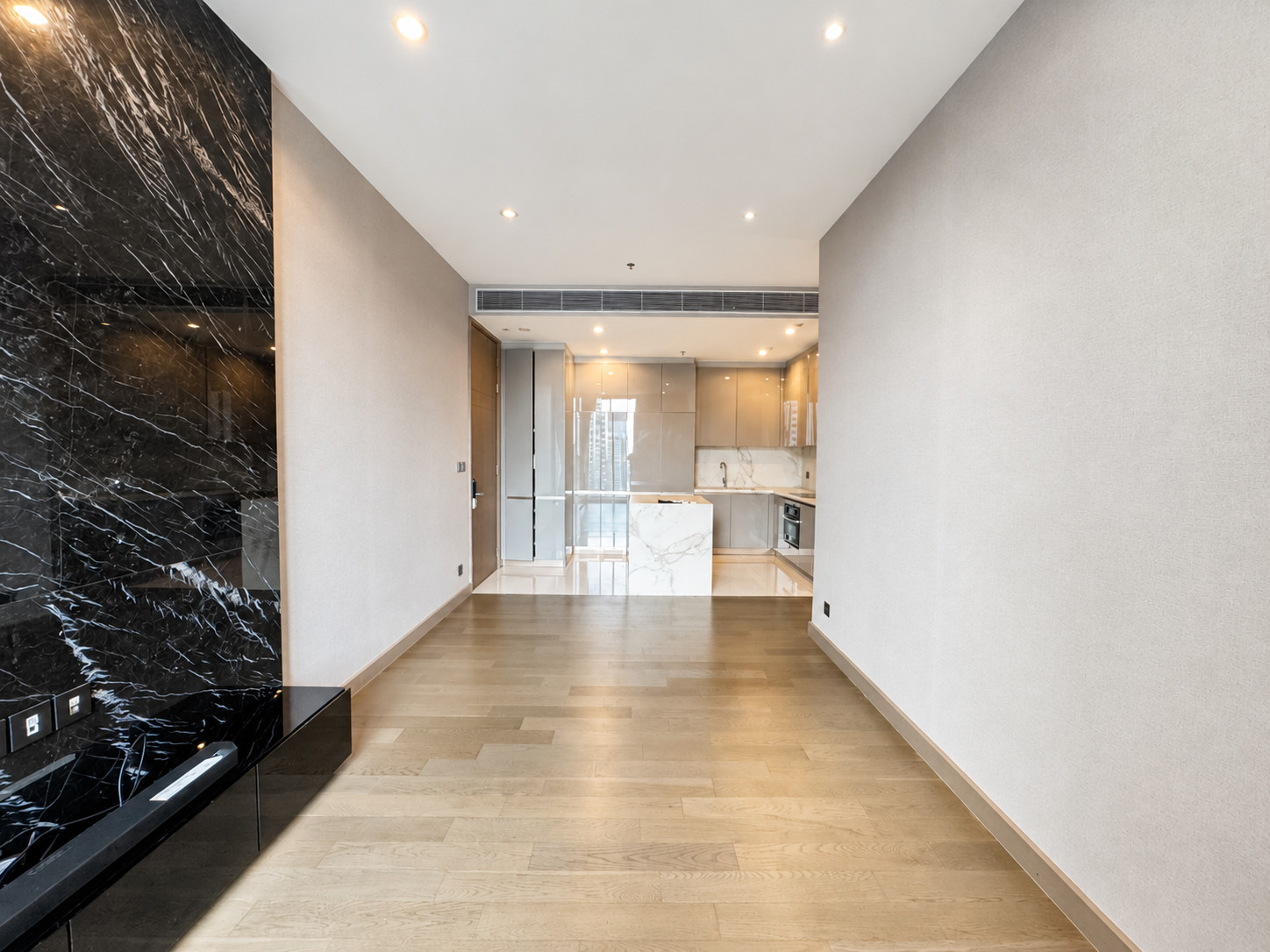 2 bedrooms, 2 bathrooms, high floor, view of Asoke intersection, Phetchaburi. 2 bedrooms, 2 bathrooms, high floor, view of Asoke intersection, Phetchaburi.