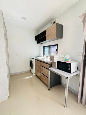 [ให้เช่า] หมู่บ้าน แกรนด์ พลีโน่ พหลฯ - วิภาวดี / 3 ห้องนอน 2 ห้องน้ำ / 20 ตรว. 120 ตรม. **17,000** ทาวน์เฮ้าส์ 2 ชั้นตกแต่งสวย เฟอร์นิเจอร์ครบชุด สังคมดี เดินทางสะดวก เพียง 10 นาทีจากห้างฟิวเจอร์พาร์ครังสิต – รูปที่ 4