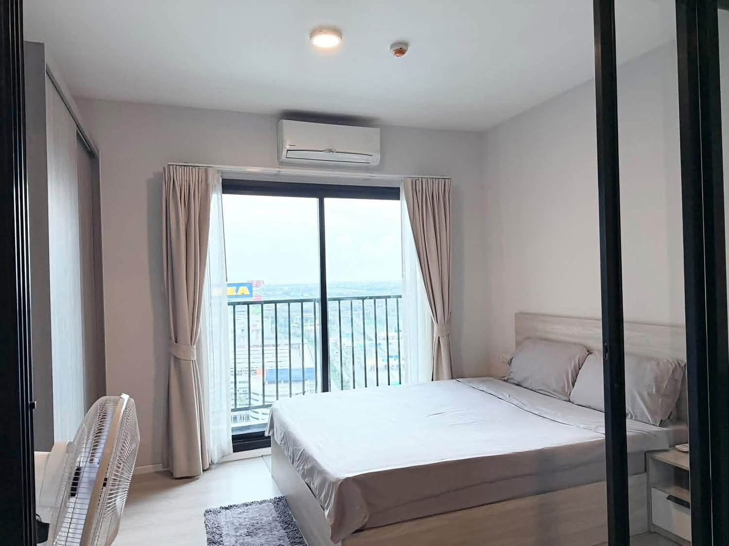 A Space Mega Bangna for rent, 1 bedroom, 23rd floor, near Mega Bangna.