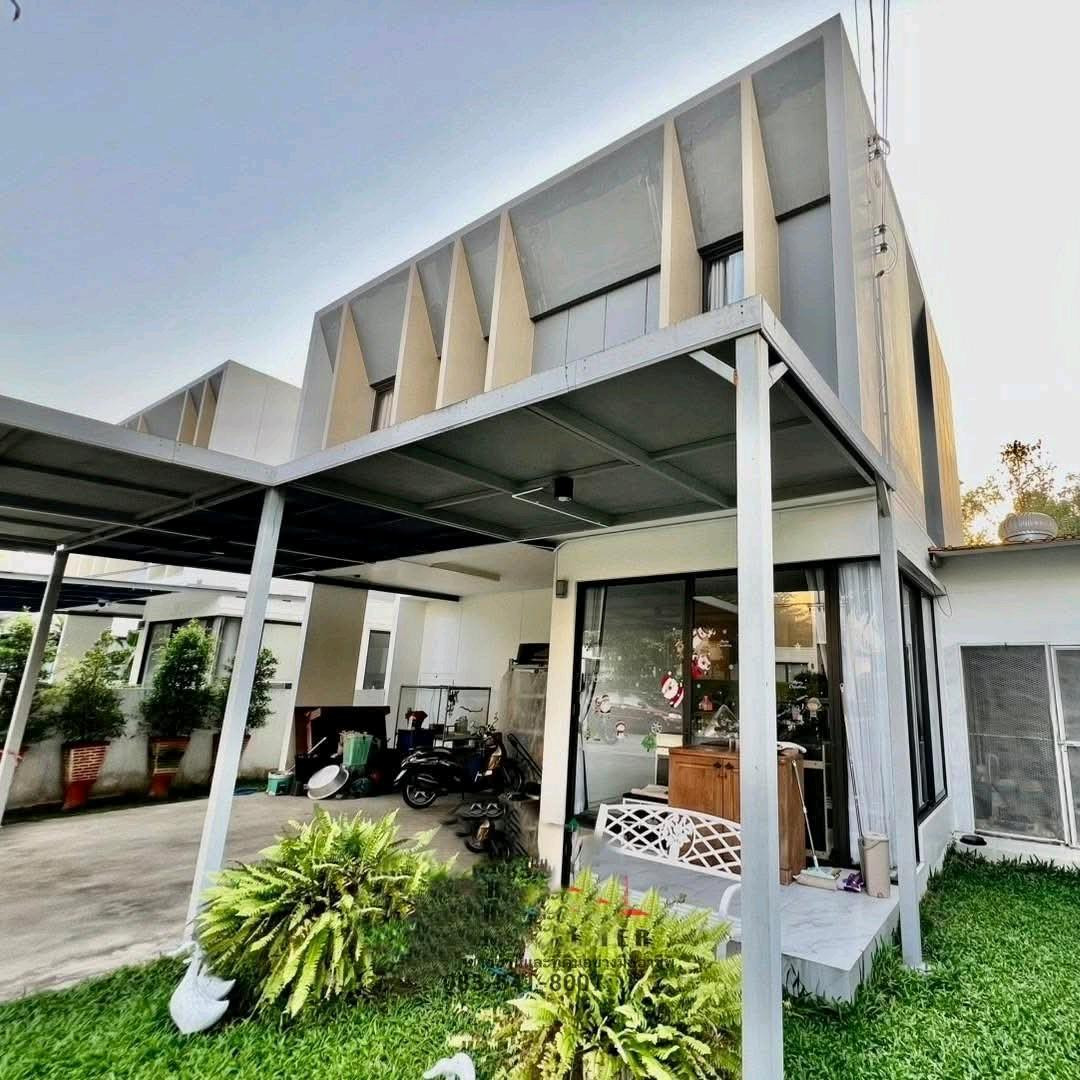 บ้านเดี่ยว AQ SHADI พหลโยธิน–รังสิต  2 ชั้น ใกล้ ม.กรุงเทพ & ม.ธรรมศาสตร์ รังสิต 🎓 ทำเลเด่น ใกล้ 2 มหาวิทยาลัย • มหาวิทยาลัยกรุงเทพ รังสิต • มหาวิทยาลัยธรรมศาสตร์ รังสิต • อยู่ในทำเลระหว่างสองมหาวิทยาลัย เดินทางสะดวก – รูปที่ 2
