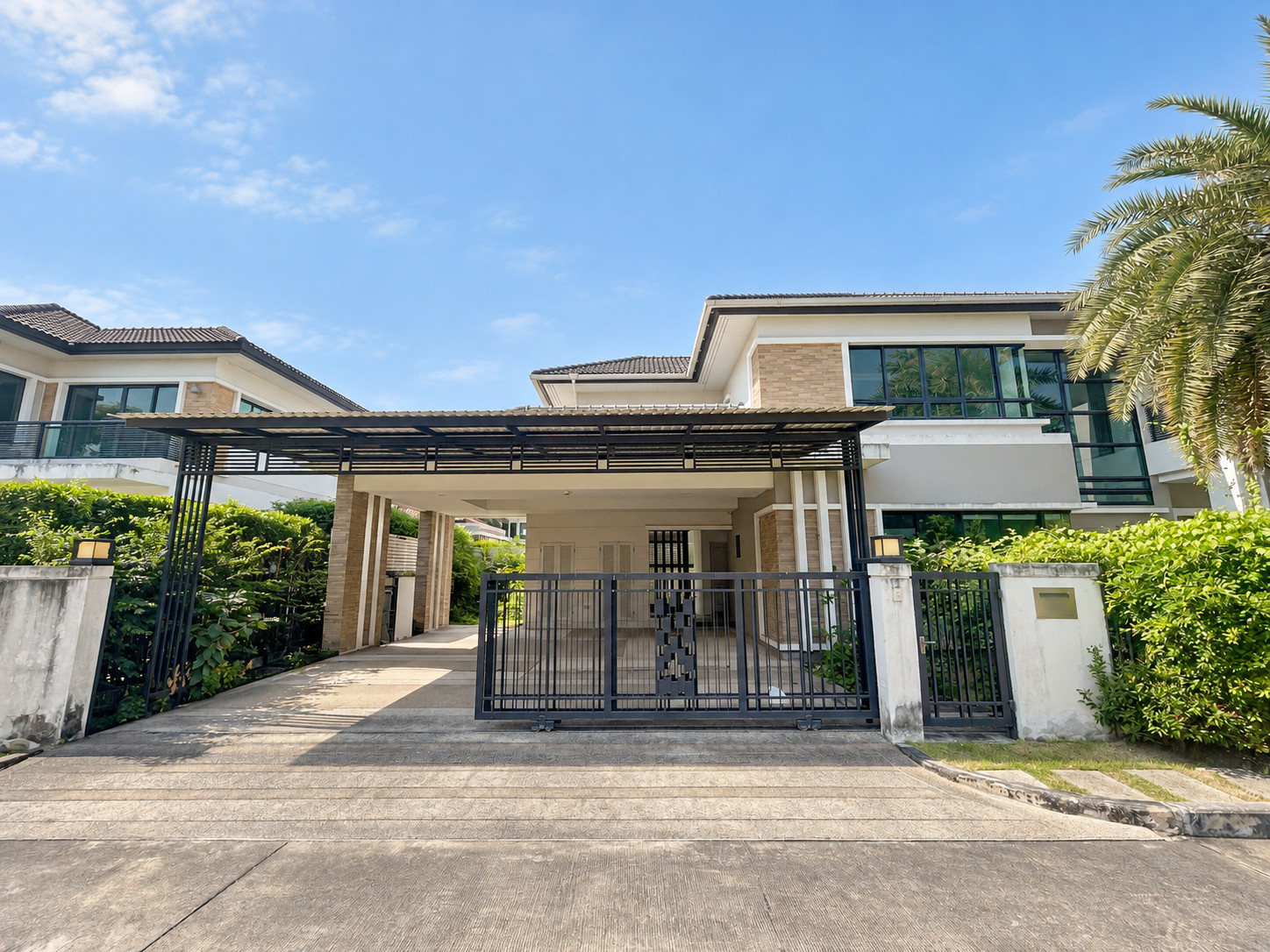 🏡 บ้านเดี่ยว 2 ชั้น บนที่ดินกว่า 112 ตร.ว. พื้นที่ใช้สอย 309 ตร.ม. ✨🏡 แกรนด์บางกอก บลูเลอวาร์ด ราชพฤกษ์-รัตนาธิเบศร์
