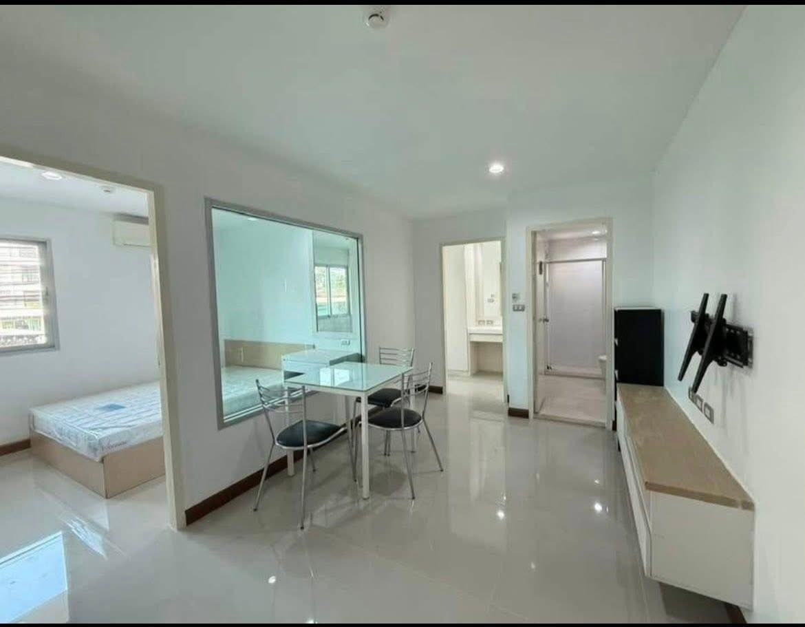ขายพร้อมผู้เช่า Le Rich สุทธิสาร ห้องมุม 2 ห้องนอน | ใกล้ MRT สุทธิสาร 200 ม. | ขายพร้อมผู้เช่า Le Rich สุทธิสาร ห้องมุม 2 ห้องนอน | ใกล้ MRT สุทธิสาร 200 ม. |