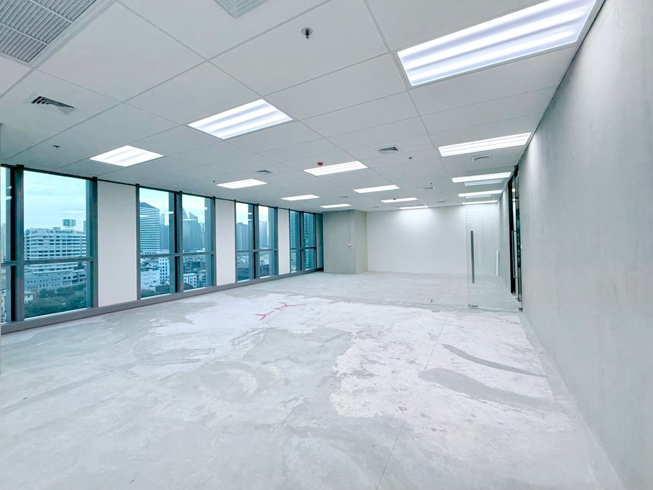 New Grade A Office เปิดแอร์ได้ 24ชม. ใกล้ MRT พระราม 9