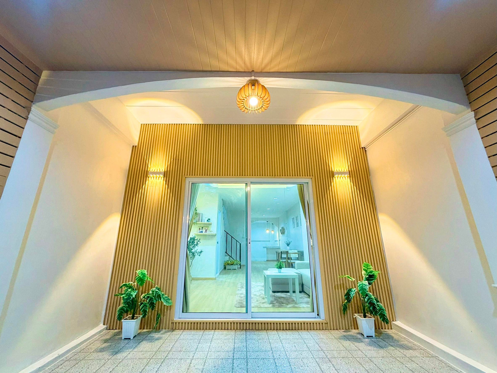 Townhouse for sale, Phongsirichai Village 1, renovated, ready to move in.