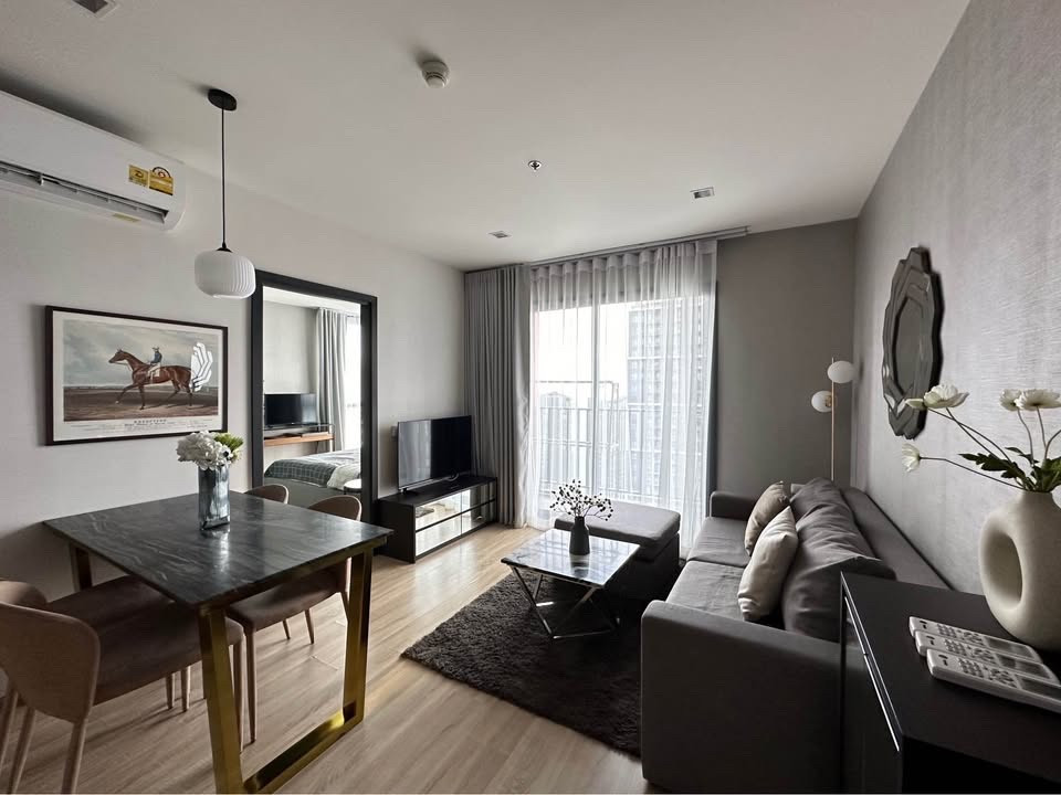 🔥Rent at The Base Garden Rama 9 🔥/2BR 1BR.🔥 37,000 🔥51sqm. 🔥Floor30