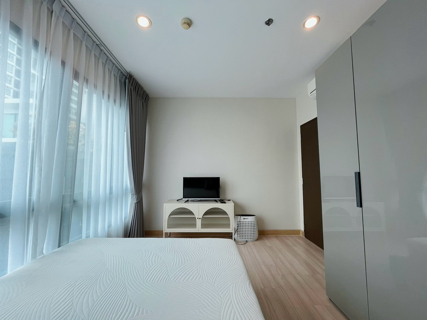 For Rent!  The Sky Sukhumvit Condo – Near BTS Udomsuk & Bangkok Mall