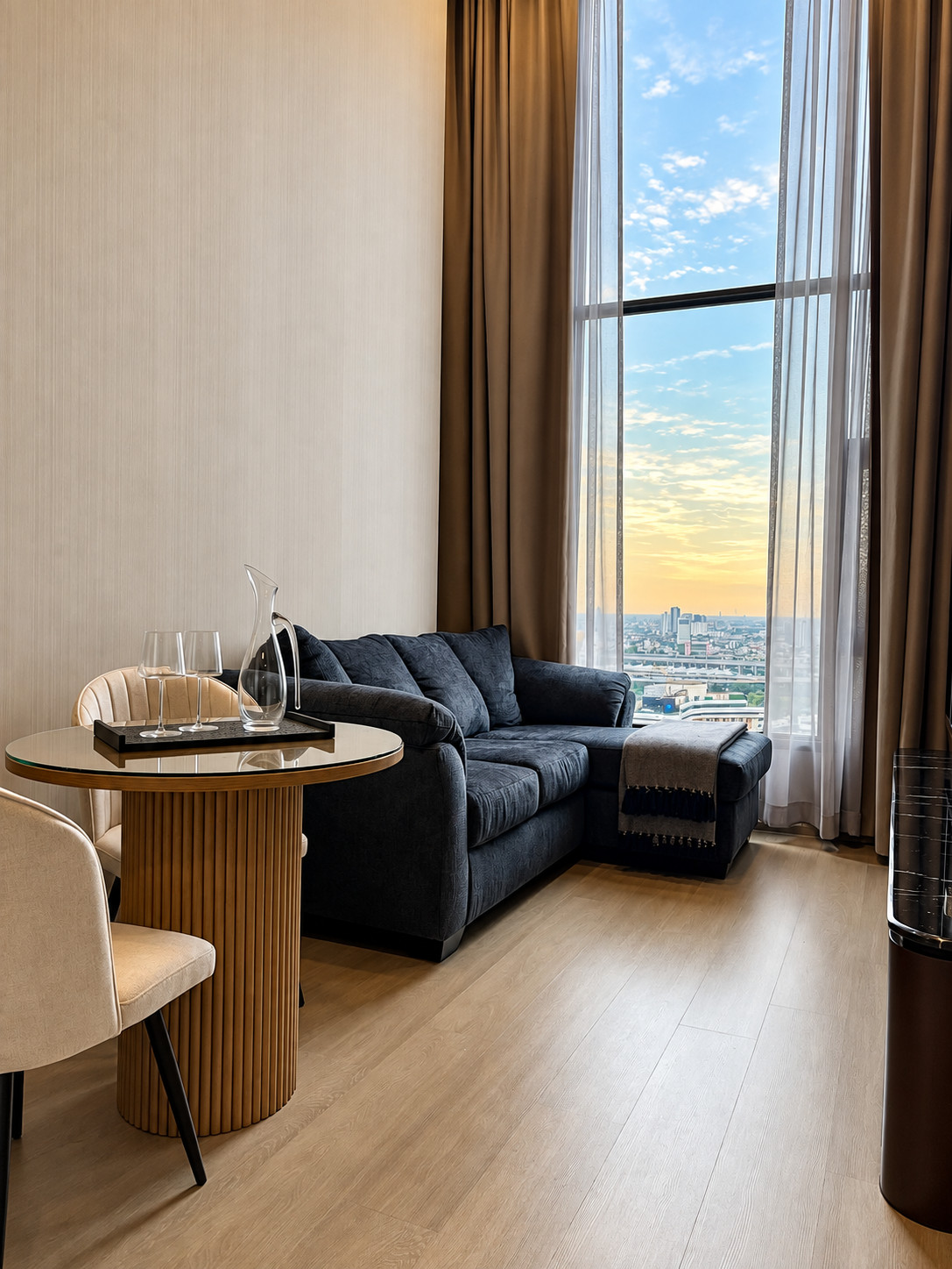 For Rent: Life Phahon–Ladprao Duo Space 2-Storey Duplex | 4.4-Meter High Ceiling | Open City View | 200 m to BTS Ha Yaek Lat Phrao For Rent: Life Phahon–Ladprao Duo Space 2-Storey Duplex | 4.4-Meter High Ceiling | Open City View | 200 m to BTS Ha Yaek Lat Phrao