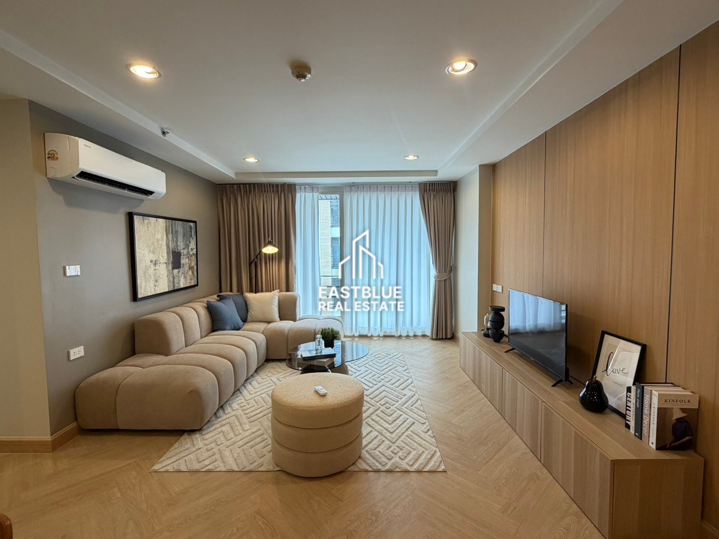 🔥 Cheapest in Sathorn! Free renovation✨ 3 bedrooms, 98 sq m., only 5.49 million (only 55k per square meter) 📞0930547992 Khun Jay